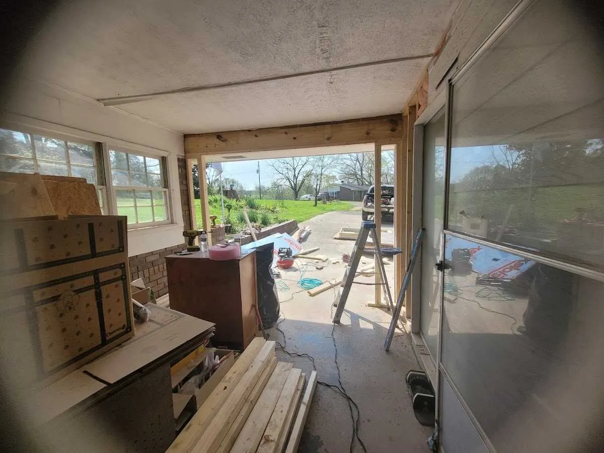 Air movers and dehumidifier for Water Mitigation Services in Bulverde